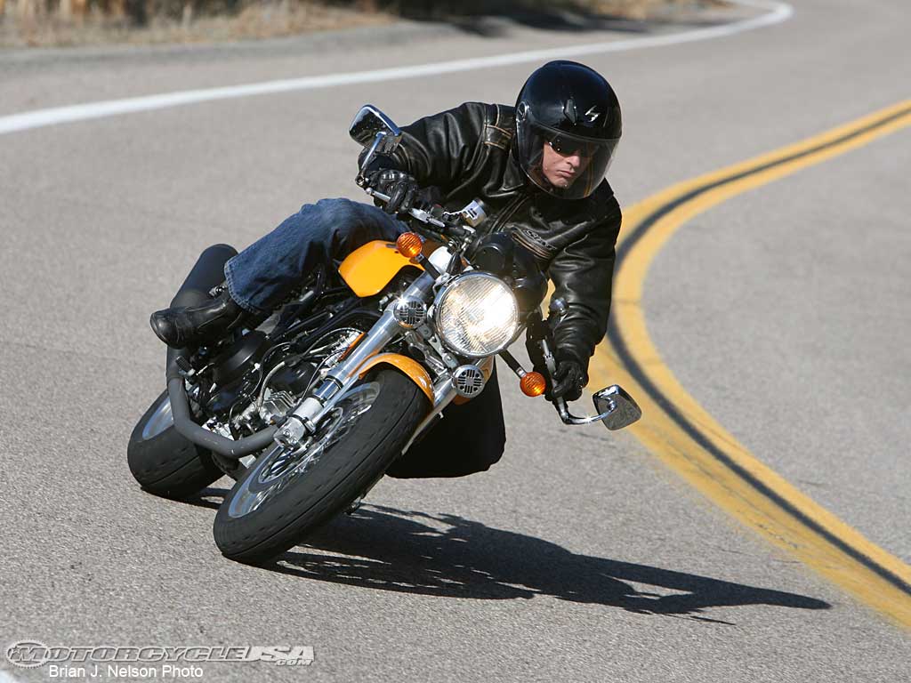 款杜卡迪Sport 1000 biposto摩托车图片2