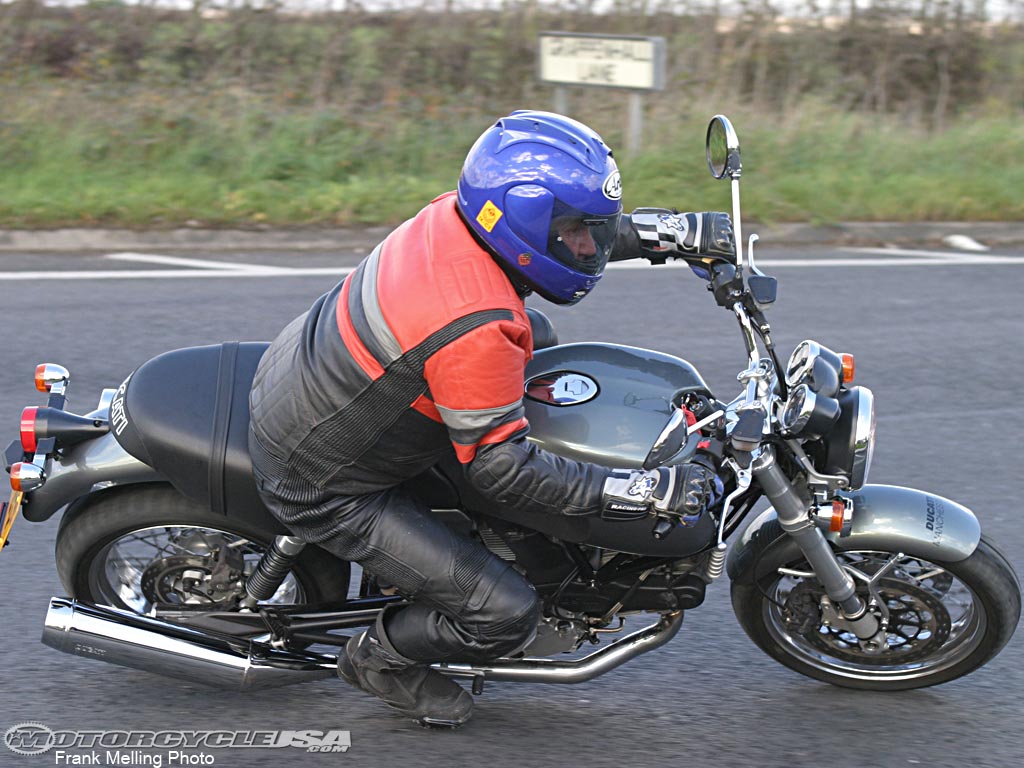 2007款杜卡迪SportClassic GT1000摩托车图片4