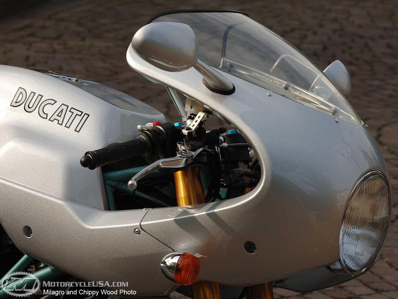 2006款杜卡迪Sport 1000摩托车图片3