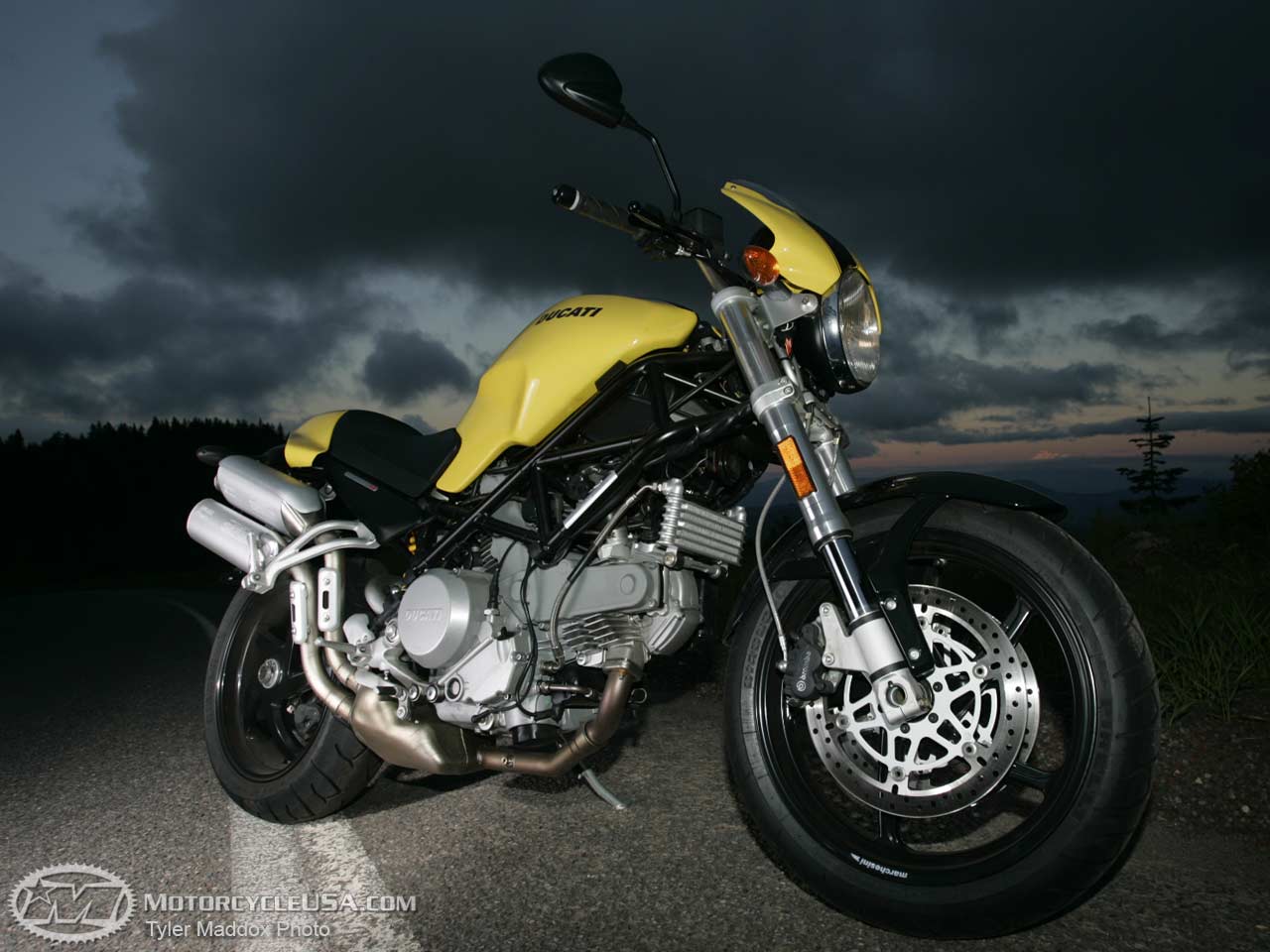 2005款杜卡迪Monster S2R 800摩托车图片2