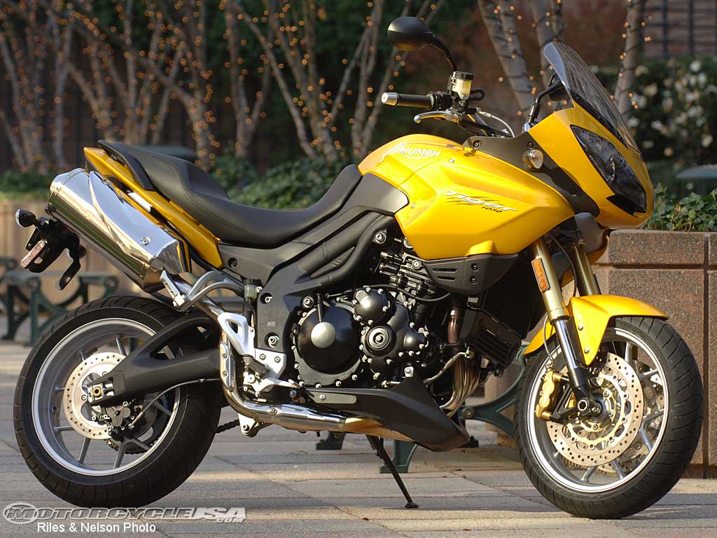 2007款凯旋Tiger摩托车图片4