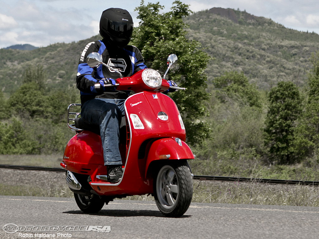 2009款VespaGTS 250摩托车图片4