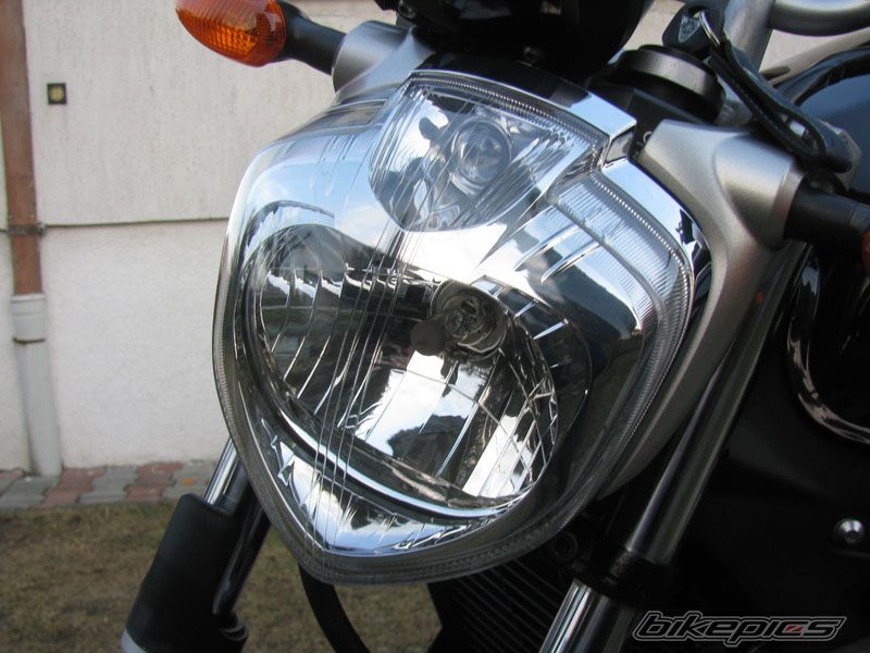 2005款雅马哈FZ6摩托车图片4