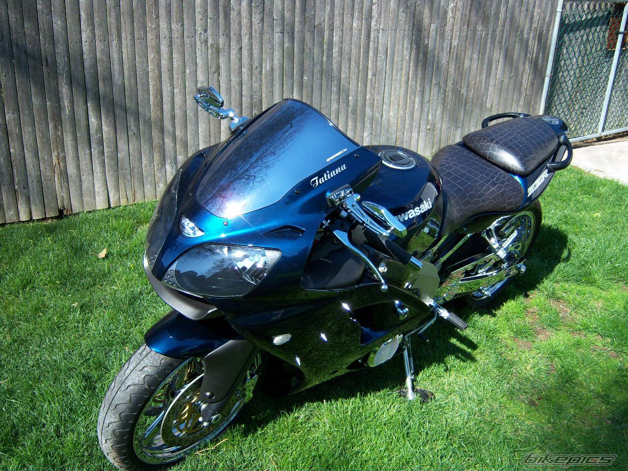 2005款川崎ZZR600摩托车图片1