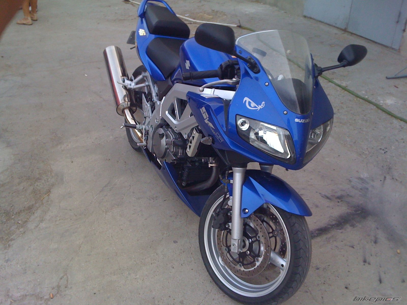 2007款铃木SV650S摩托车图片2