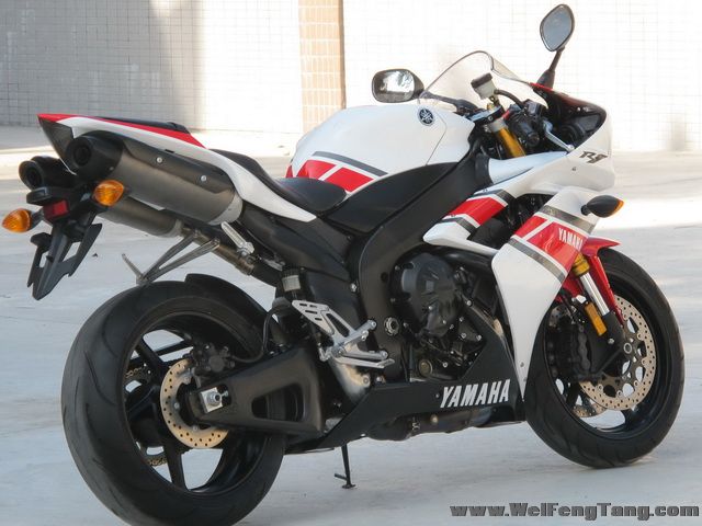 新到08年款 YAMAHA YZF-R1 战斧 红白50周年特别版花《自家的货 接受预定》 图片 2