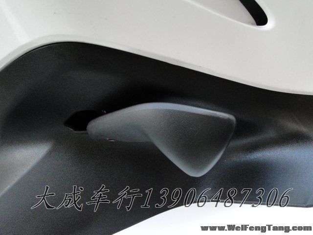 【二手本田踏板】2010年本田变款超级绵羊Silver Wing GTA白色银翼600 Silver Wing图片 1