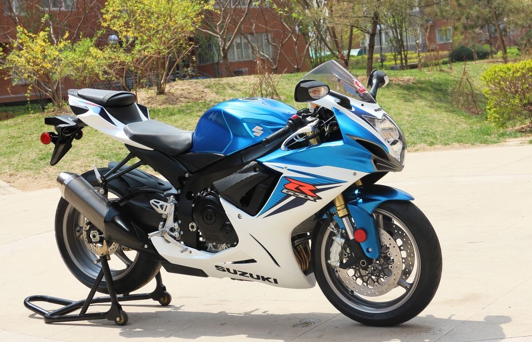 铃木gsx-r750摩托车二手转让