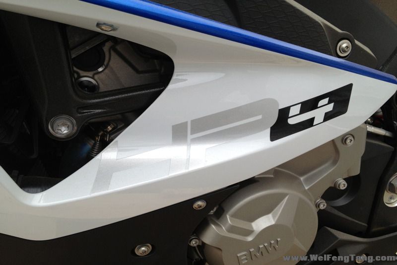 2013款全新宝马S1000RR HP4 跑车 蓝白色 全段天蝎排气 S1000RR图片 2