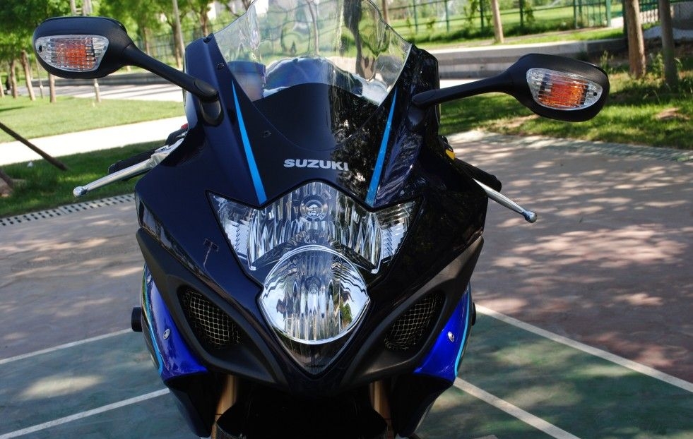 2006款铃木 GSX-1000 蓝白色 铃木大R 图片 0